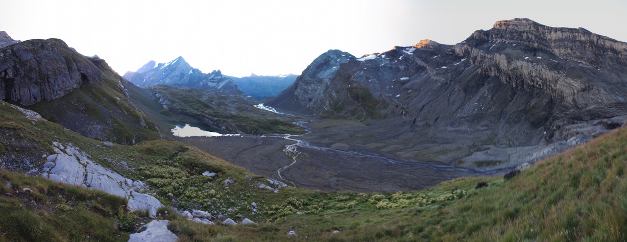 An early morning panorama from the Lämmerenhütte.